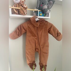 Newborn/ 0-3 Disney Onesies lot